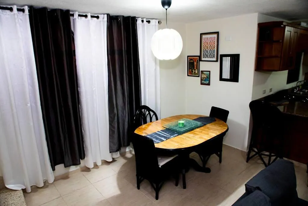 Apartment El Mas Completo, A Menos De 5 Minutos De La Playa, Free Wifi Fuera Del Alojamiento Puerto Plata